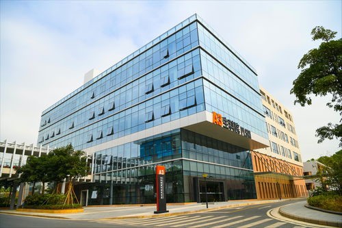 完美公司 堅定數智化征程，以科技力量賦能健康中國與教育未來